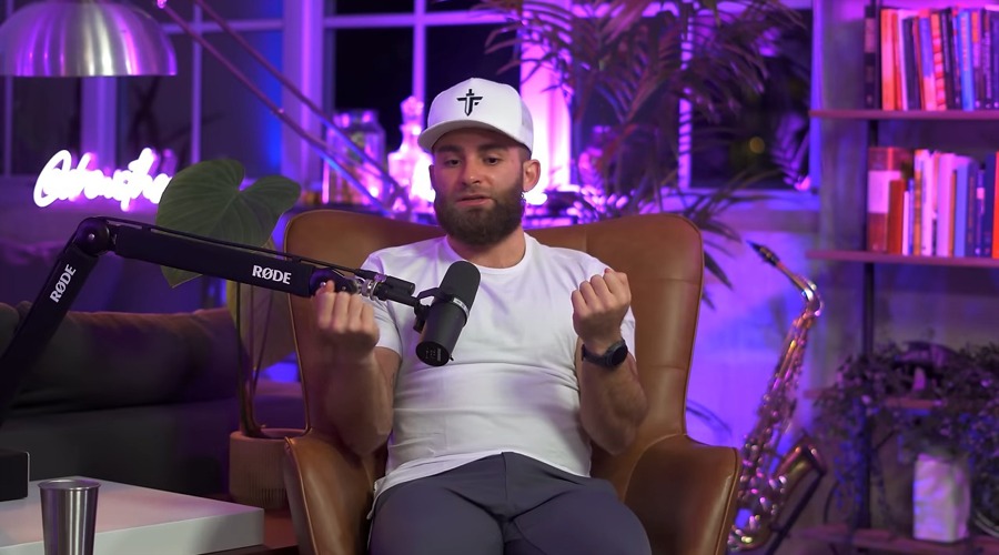 阿努廷当选泰国新总理